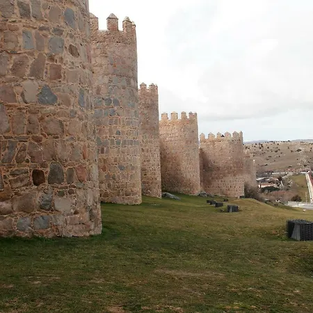Paneras Del Rey Apartment Avila Exterior photo